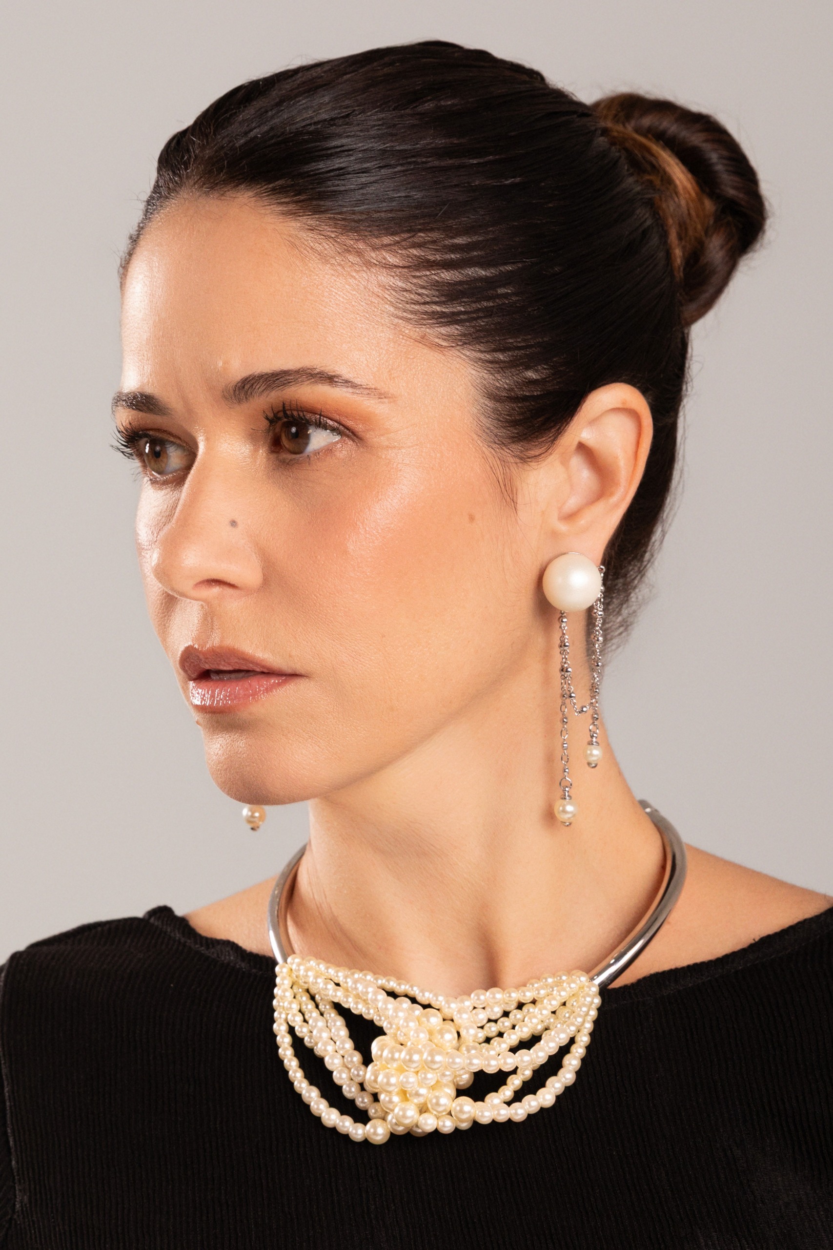 BRINCO ARGOLA ICONIC FLORA DOURADO - OUTLET- na Loja Nadia Gimenes